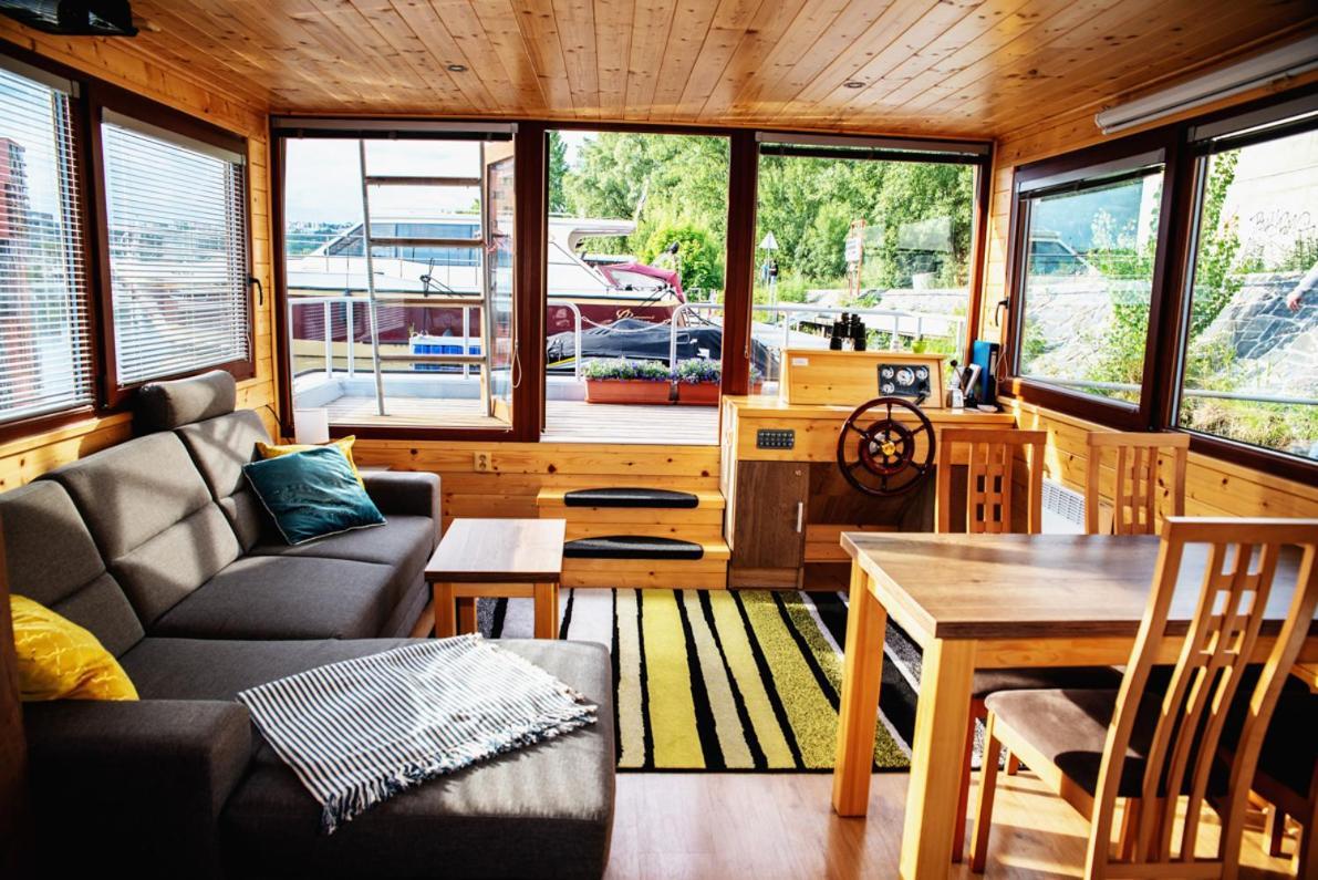 Houseboat Bonanza Prague Hotel Ngoại thất bức ảnh